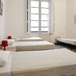 Hostel 4 Fun Barcelona