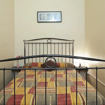 Hostel 4 Fun Barcelona