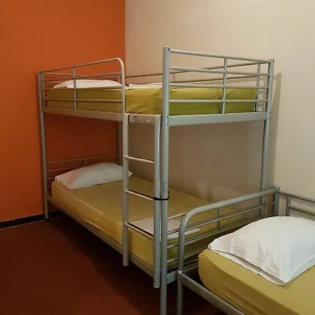 4 Fun Albergue Barcelona