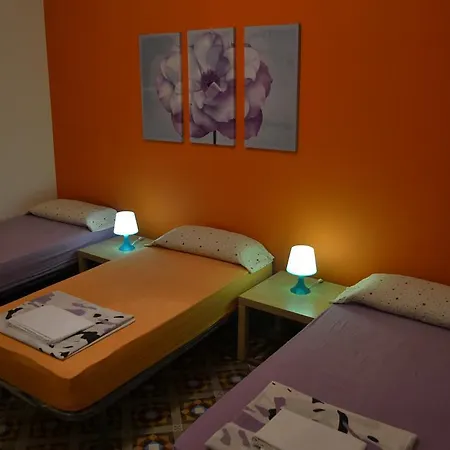 4 ファン ホステル バルセロナ