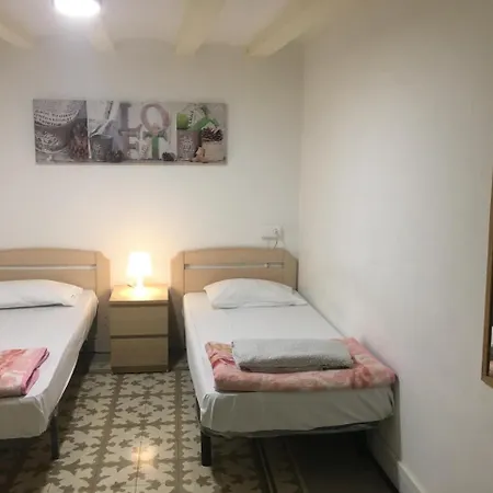 4 Fun Albergue *